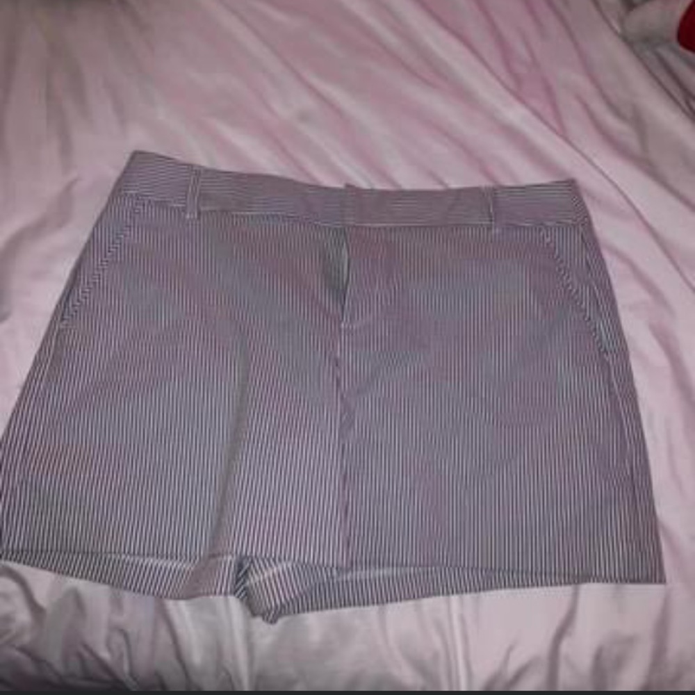 super cute striped shorts